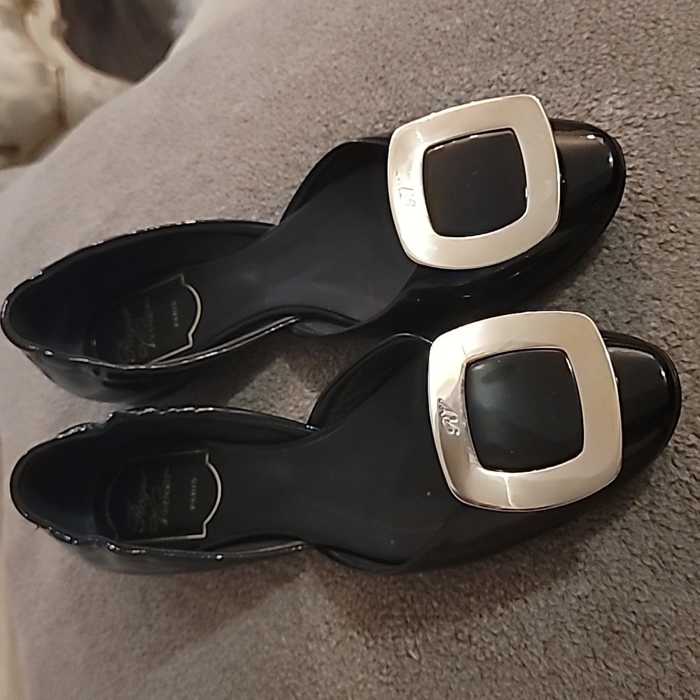 Roger Vivier Ballet Flats